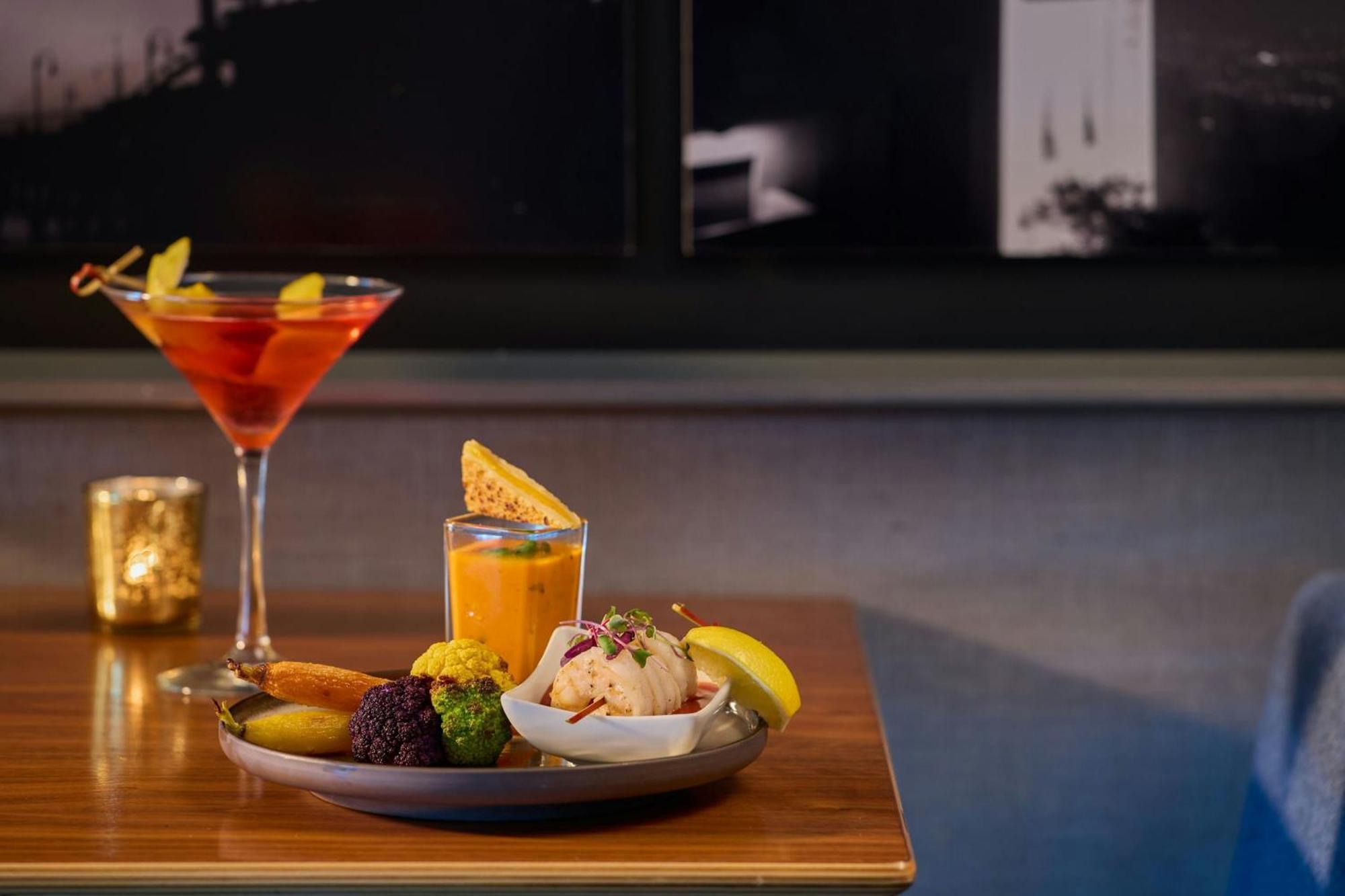 Renaissance Los Angeles Airport Hotel Ngoại thất bức ảnh
