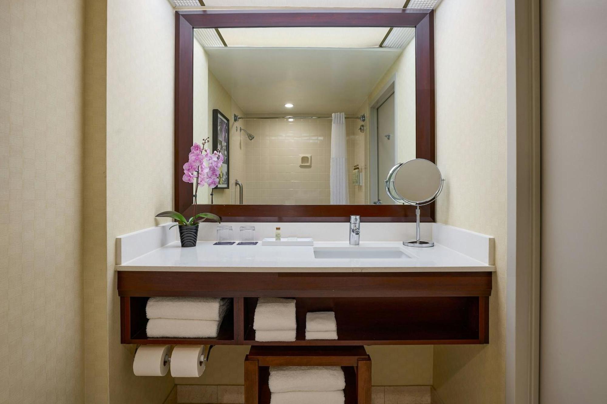 Renaissance Los Angeles Airport Hotel Ngoại thất bức ảnh